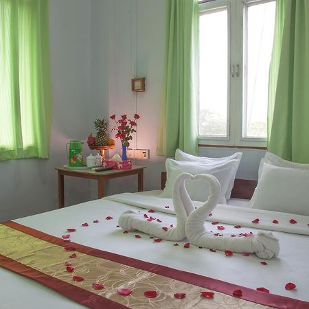 Mother Land Inn 2 Rangoon Eksteriør billede