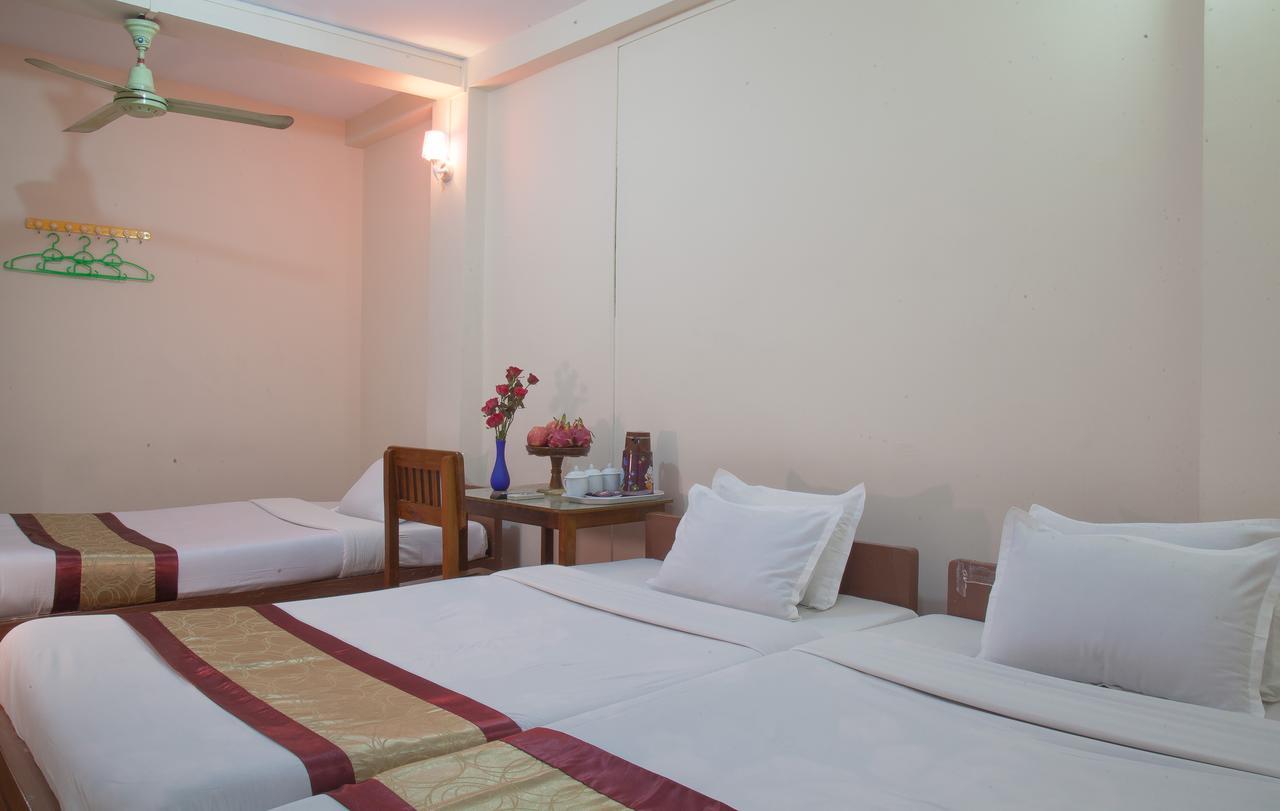 Mother Land Inn 2 Rangoon Eksteriør billede